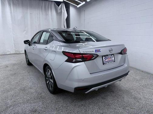 Brilliant Silver Metallic 2025 Nissan Versa 1.6 SV