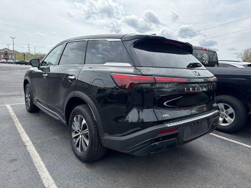 2025 INFINITI QX60 Pure