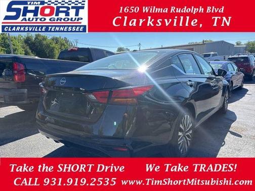 Super Black Clearcoat 2025 Nissan Altima SV