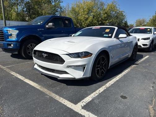 2022 Ford Mustang EcoBoost Premium