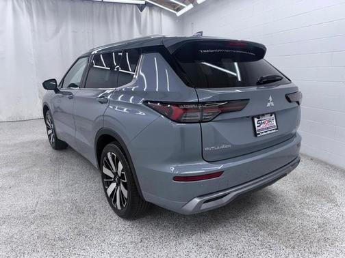 2025 Mitsubishi Outlander SEL