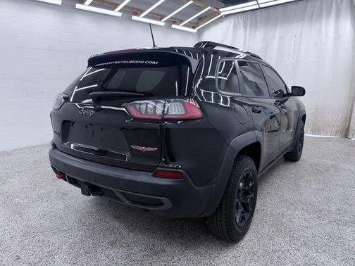 Diamond Black 2022 Jeep Cherokee Trailhawk