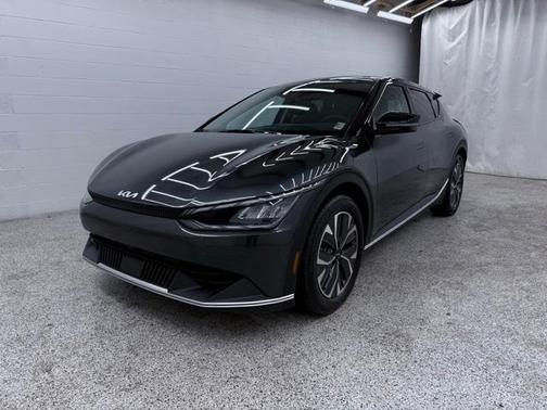 2024 Kia EV6 Light