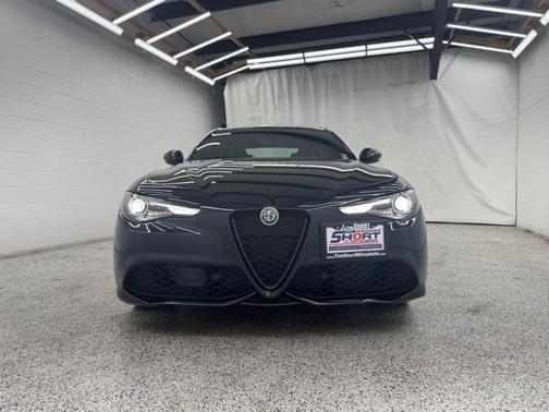 2022 Alfa Romeo Giulia Veloce
