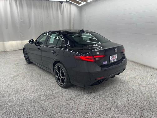 2022 Alfa Romeo Giulia Veloce
