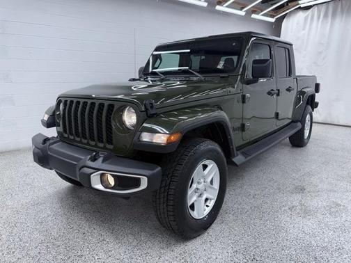 2022 Jeep Gladiator Sport
