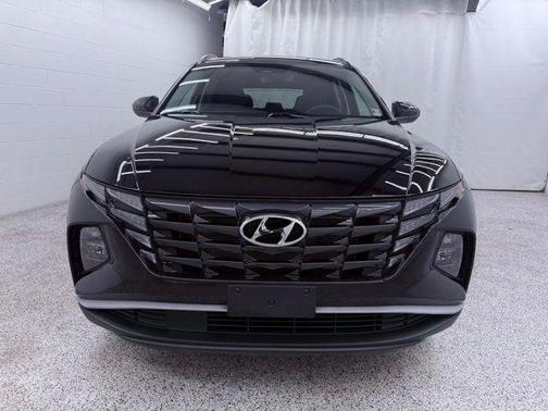 Black Pearl 2024 Hyundai TUCSON SEL