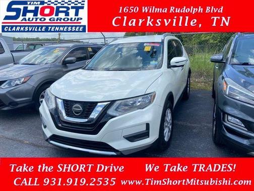 White 2018 Nissan Rogue SV