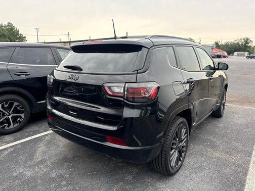 Diamond Black 2022 Jeep Compass Limited