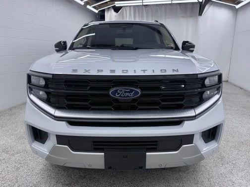 Silver Metallic 2025 Ford Expedition Platinum