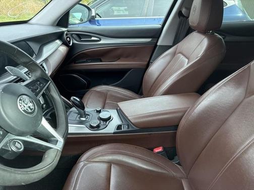 2018 Alfa Romeo Stelvio Base