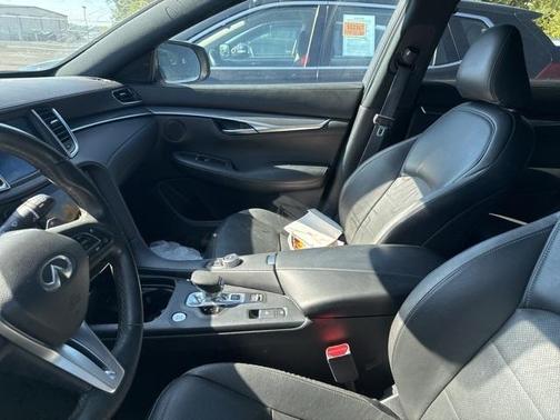 2023 INFINITI QX55 LUXE