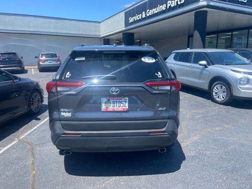 Magnetic Gray Metallic 2019 Toyota RAV4 XLE Premium