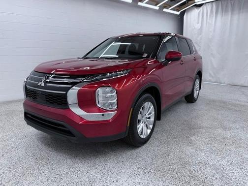 2025 Mitsubishi Outlander ES