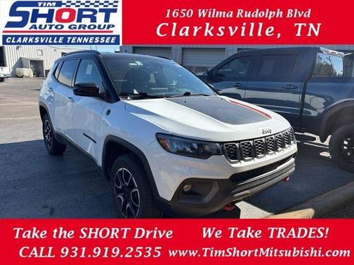 Bright White Clearcoat 2025 Jeep Compass Trailhawk