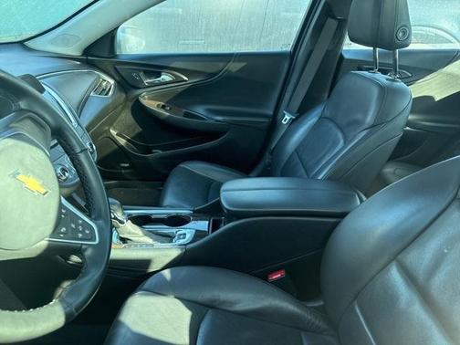 2023 Chevrolet Malibu 2LT