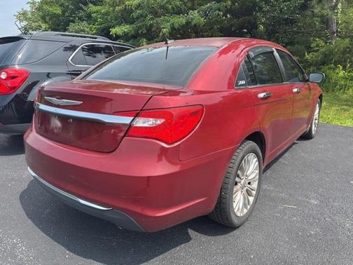 2011 Chrysler 200 Limited