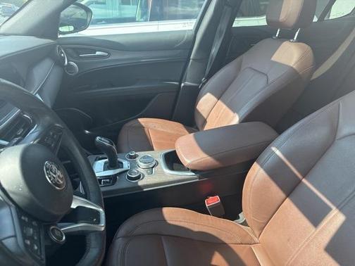 2022 Alfa Romeo Stelvio Ti