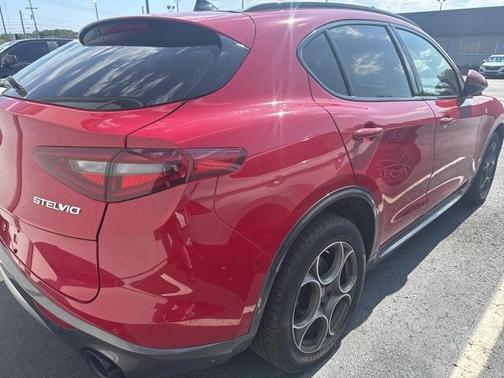 2022 Alfa Romeo Stelvio Ti