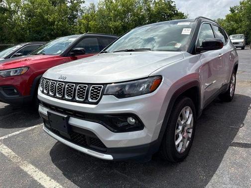 Silver Zynith 2025 Jeep Compass Limited