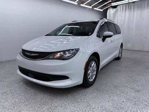 2021 Chrysler Voyager LXI