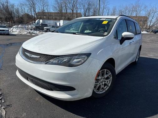2021 Chrysler Voyager LXI