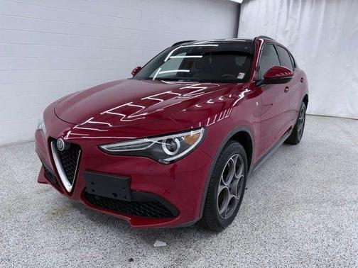 Rosso 2023 Alfa Romeo Stelvio Ti