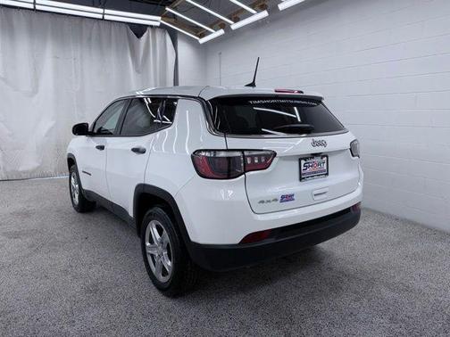 Bright White Clearcoat 2024 Jeep Compass Sport