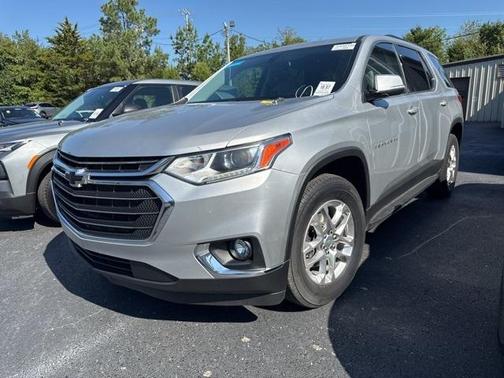 2021 Chevrolet Traverse LT Cloth