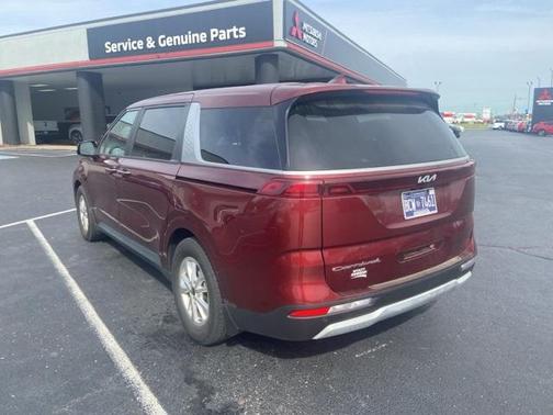 2022 Kia Carnival LXS