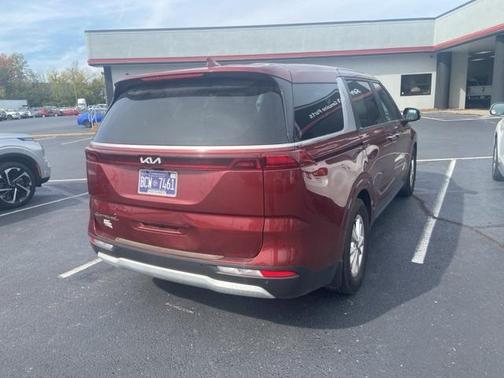 2022 Kia Carnival LXS