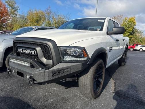 2024 RAM 1500 Classic SLT