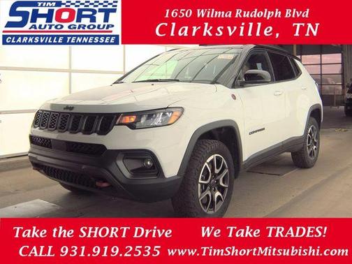 Bright White Clearcoat 2025 Jeep Compass Trailhawk