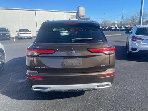 2024 Mitsubishi Outlander SEL