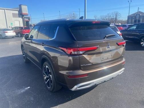 2024 Mitsubishi Outlander SEL