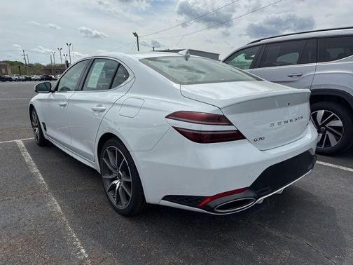 2025 Genesis G70 2.5T
