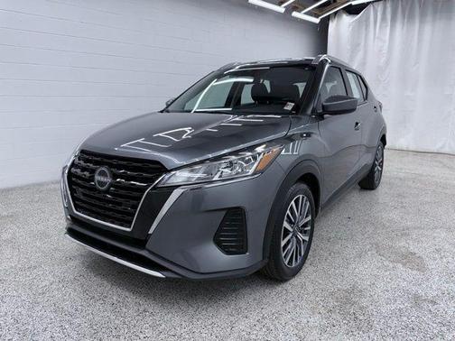 Gun Metallic 2024 Nissan Kicks SV