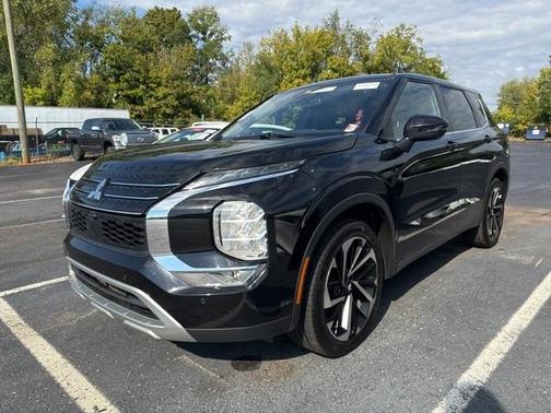 2022 Mitsubishi Outlander SE