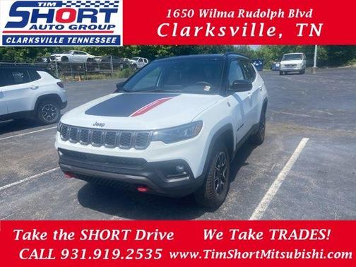 Bright White Clearcoat 2025 Jeep Compass Trailhawk