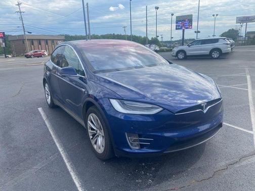 Deep Blue Metallic 2017 Tesla Model X 100D