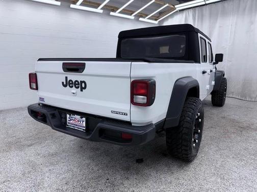 2020 Jeep Gladiator Sport