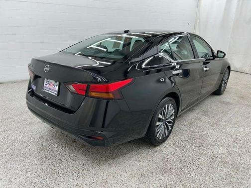 Black 2025 Nissan Altima SV