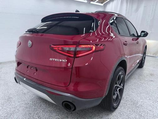 2022 Alfa Romeo Stelvio Ti