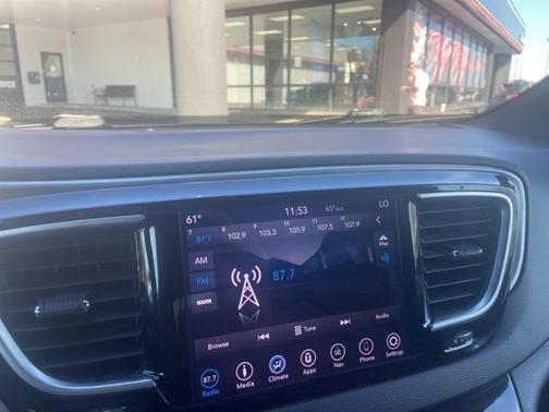 2018 Chrysler Pacifica Touring Plus