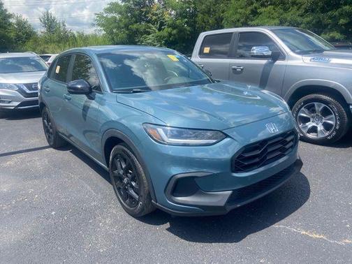 Pearl 2024 Honda HR-V Sport