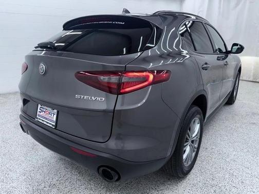 2022 Alfa Romeo Stelvio Sprint
