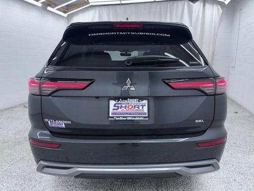 2025 Mitsubishi Outlander SEL