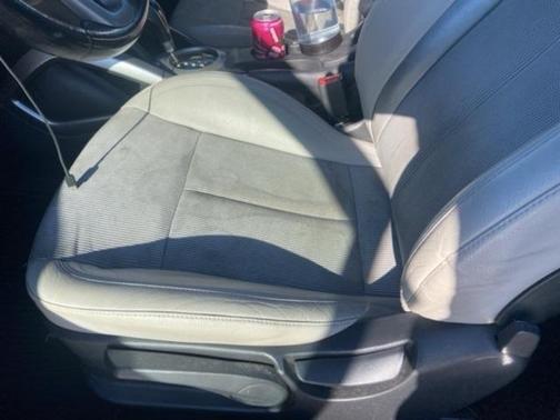 2014 Hyundai Veloster Base