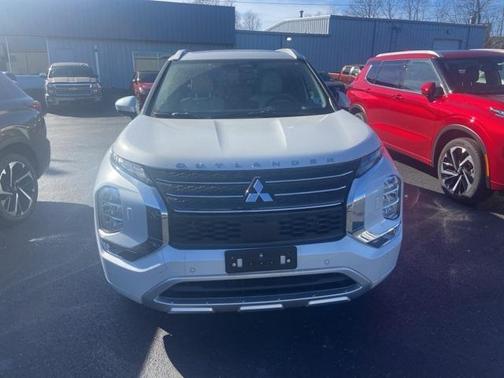 2024 Mitsubishi Outlander SEL