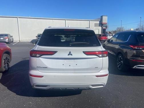 2024 Mitsubishi Outlander SEL